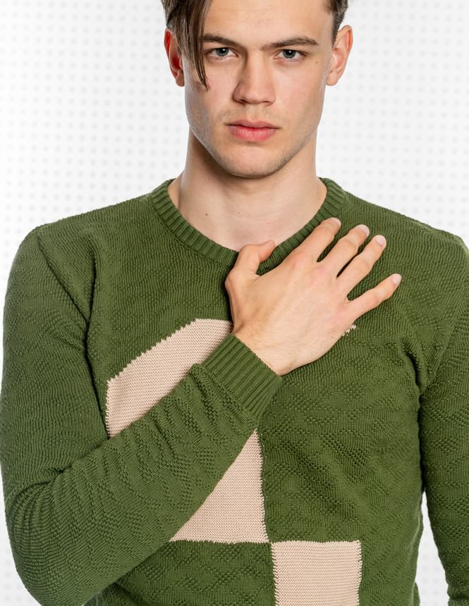 Fashionfotos pullover 0027 scaled